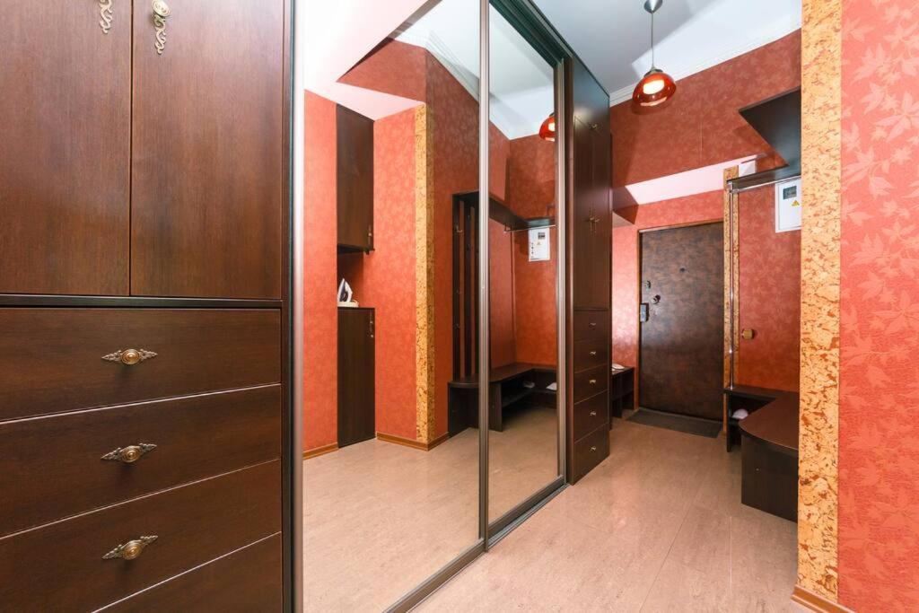 Apartment With View On Inpedendence Square Khreshchatyk Kyiv Exterior photo